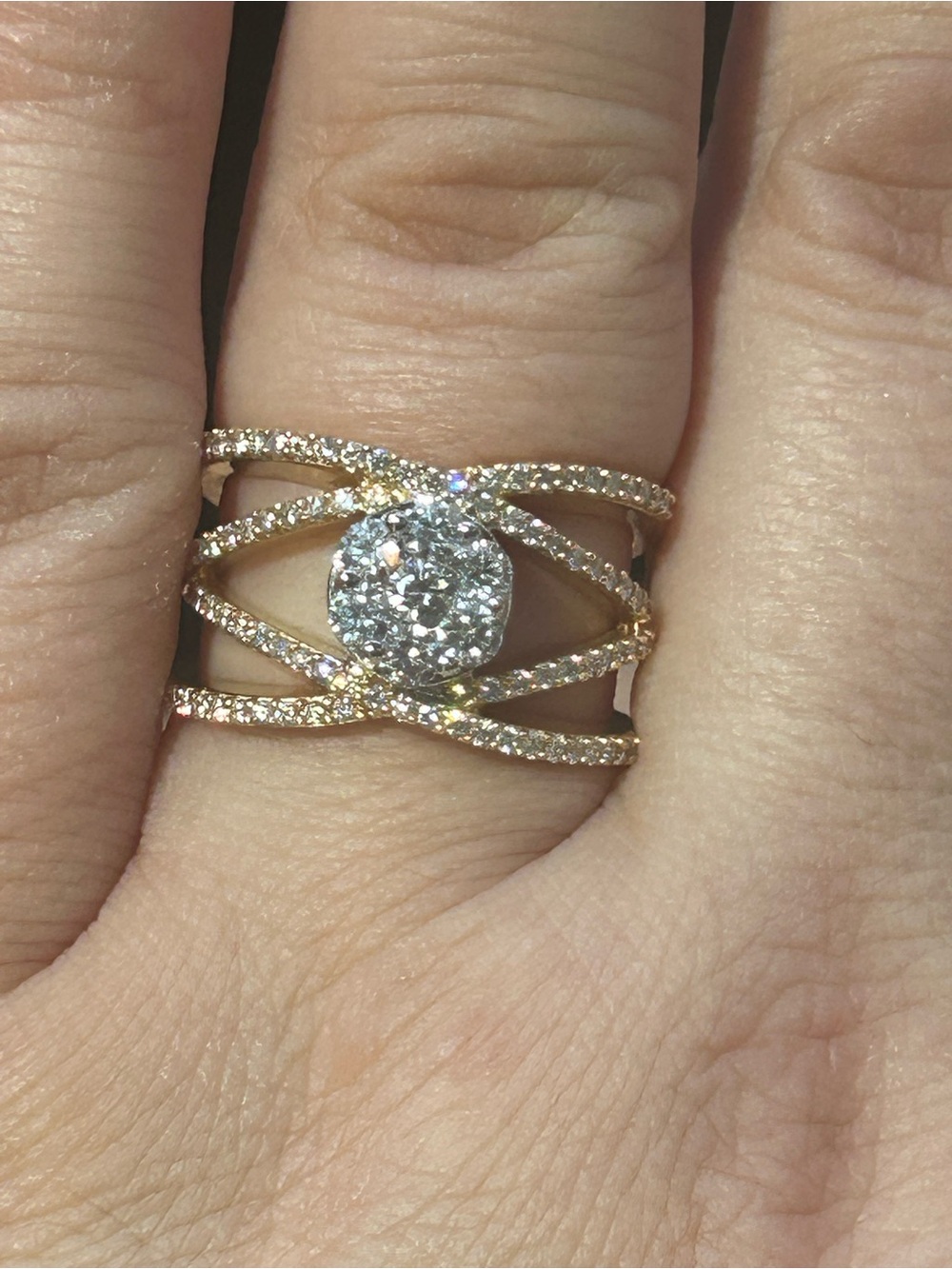 14-karat gold diamond ring new